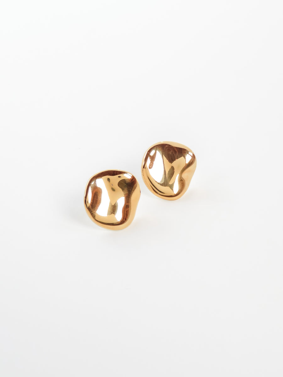Nina Bosch: Petal Earrings - Gold