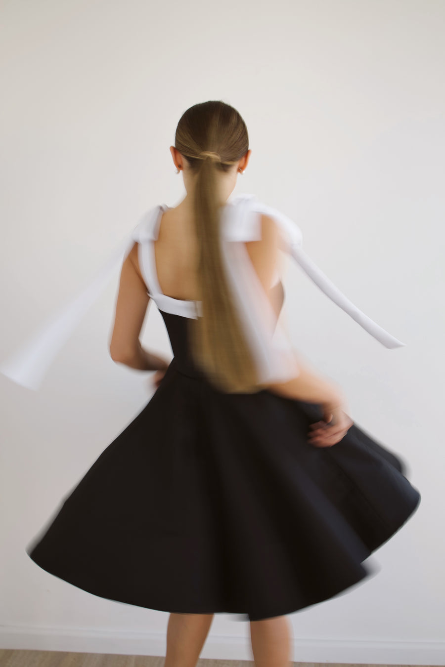 Cfisticated Dress Rental : The Black and White Alanah Dress