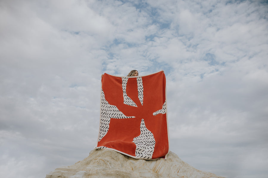 Something Good Studio: Artist Designed Blanket-Dancing Tiger