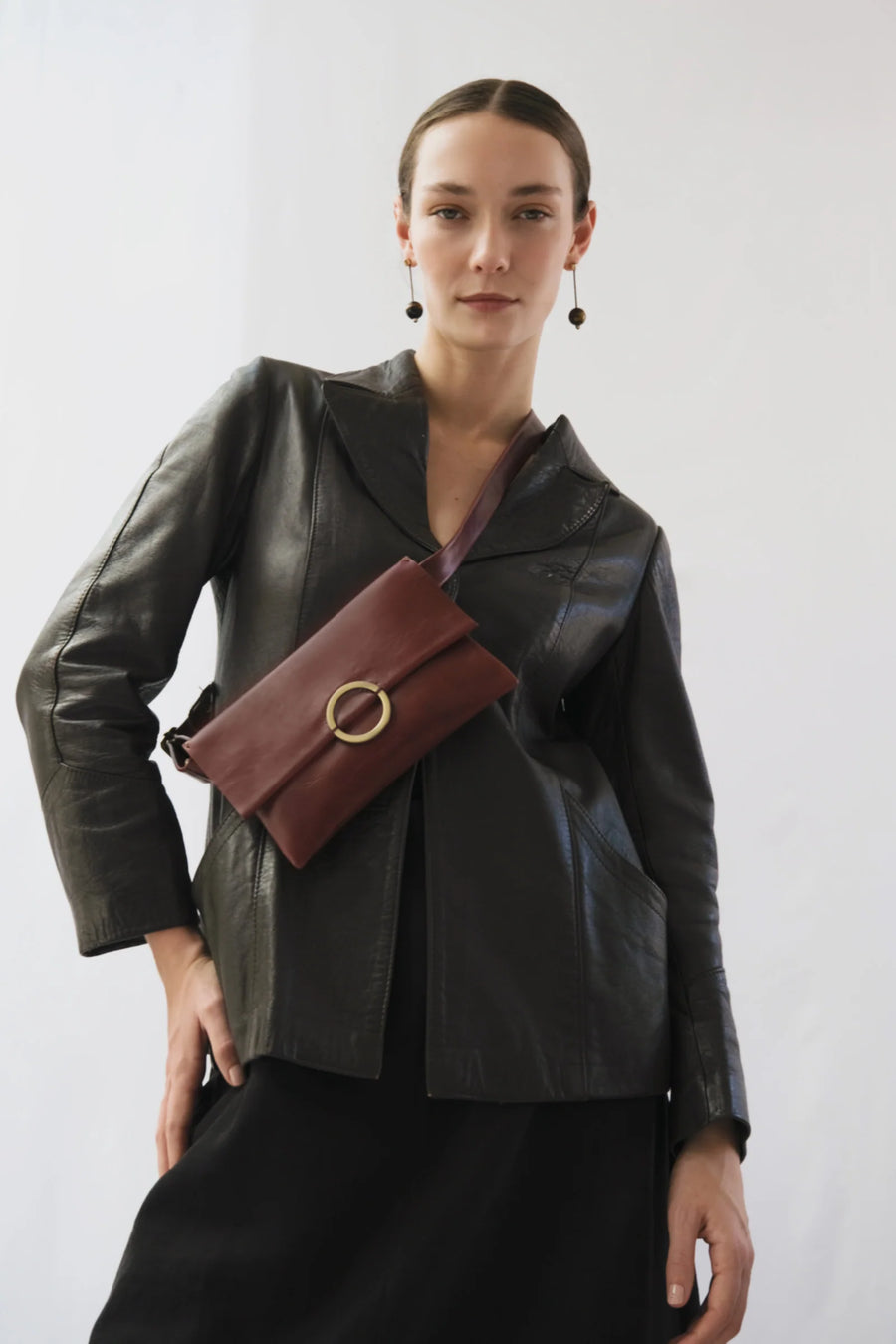 VERSE : The Belter Moonbag - Mocha Suede